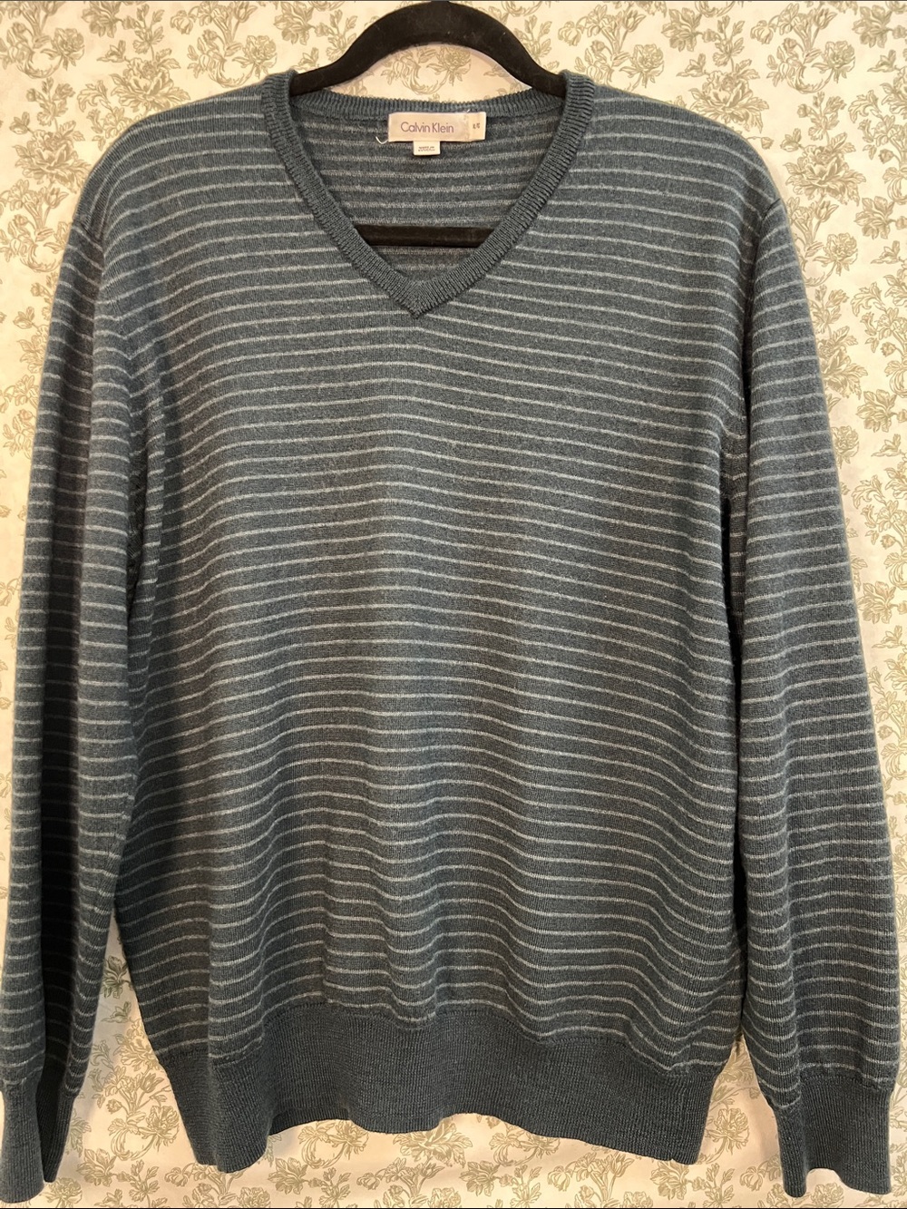 Calvin Klein Men's Blue and Light Gray Striped V-Neck Sweater